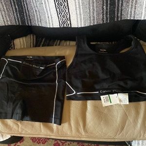 Calvin Klein. Ladies workout set Size Large